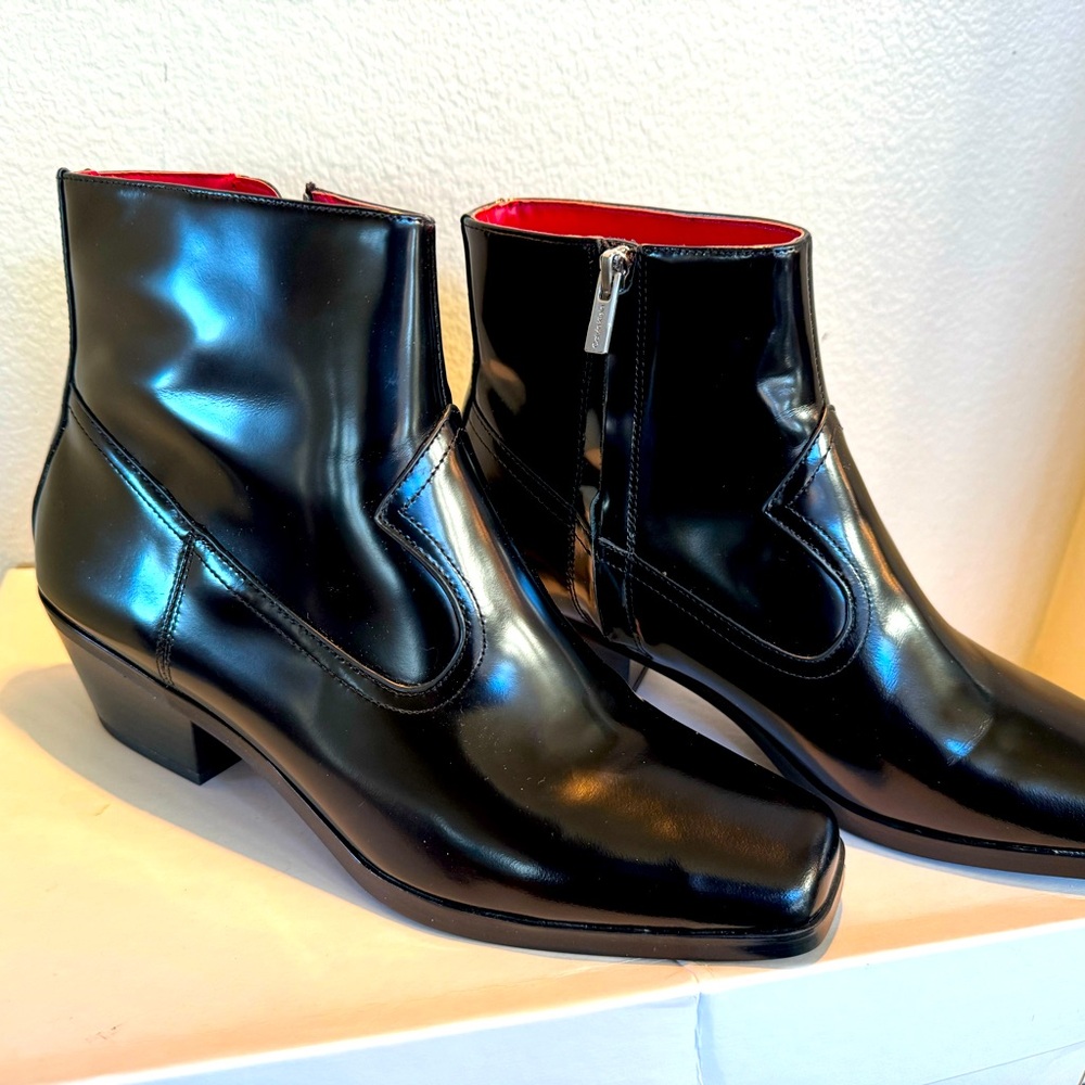 Calvin Klein Low Boots - Size 9 - Sadi Box - 34E5518- Blk.